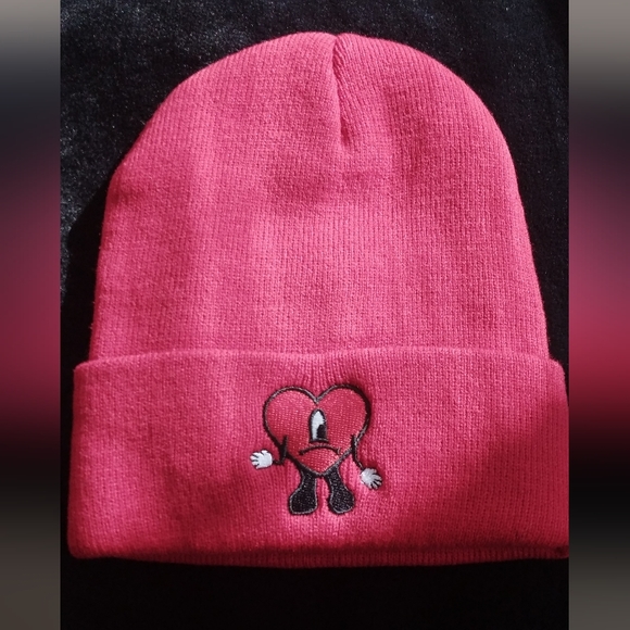 Heart winter hat - Picture 3 of 5